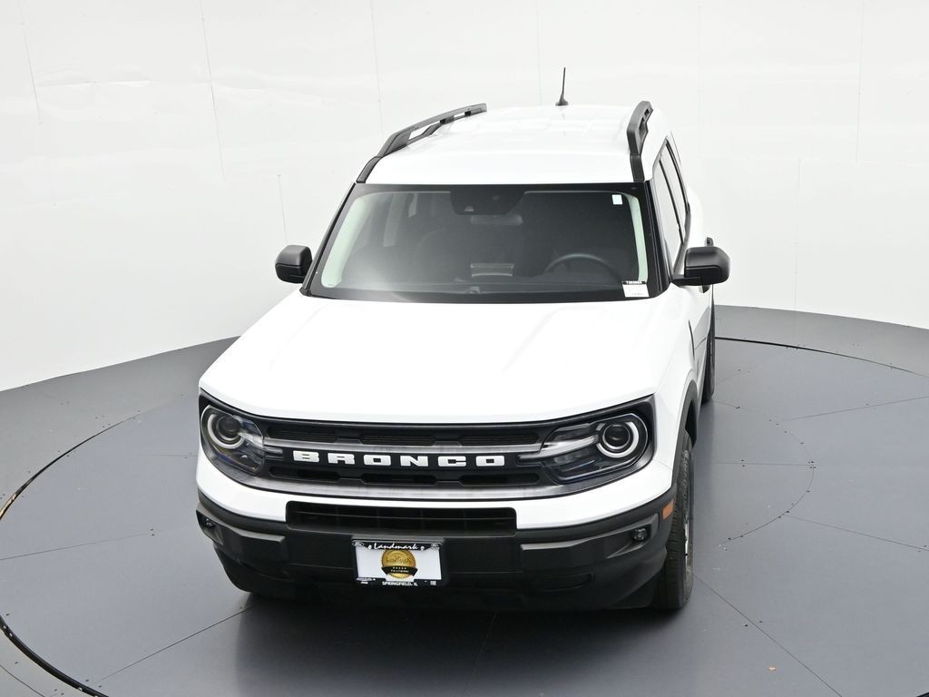 Ford Bronco Sport Vehicle Full-screen Gallery Image 18