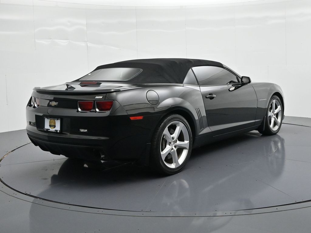 Chevrolet Camaro Vehicle Full-screen Gallery Image 06