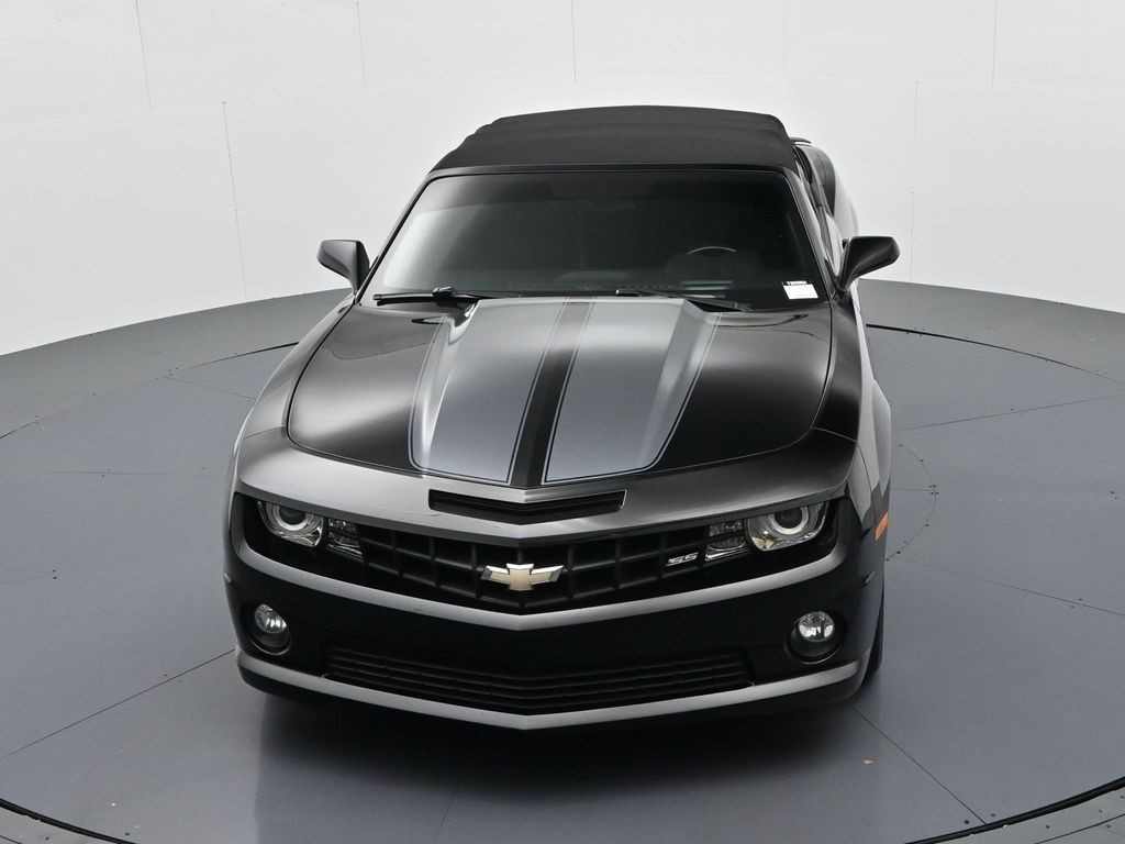 Chevrolet Camaro Vehicle Full-screen Gallery Image 16