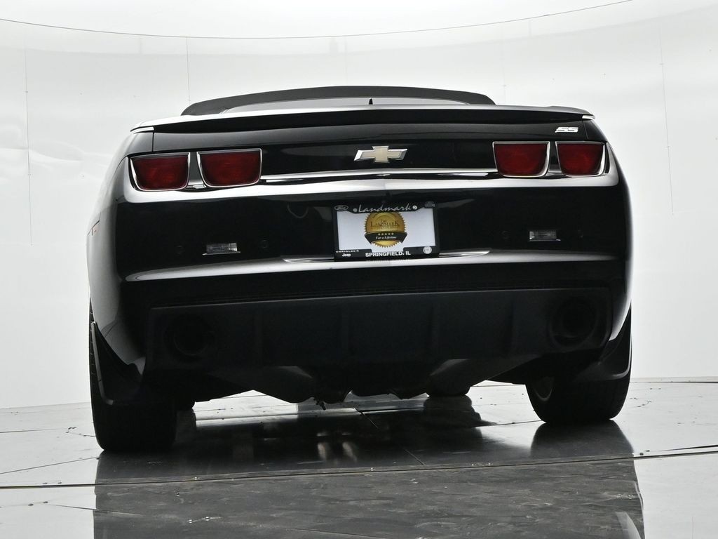 Chevrolet Camaro Vehicle Full-screen Gallery Image 20