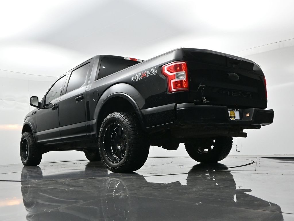 Ford F-150 Vehicle Full-screen Gallery Image 20