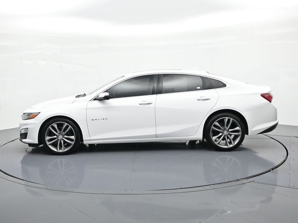 Chevrolet Malibu Vehicle Full-screen Gallery Image 09