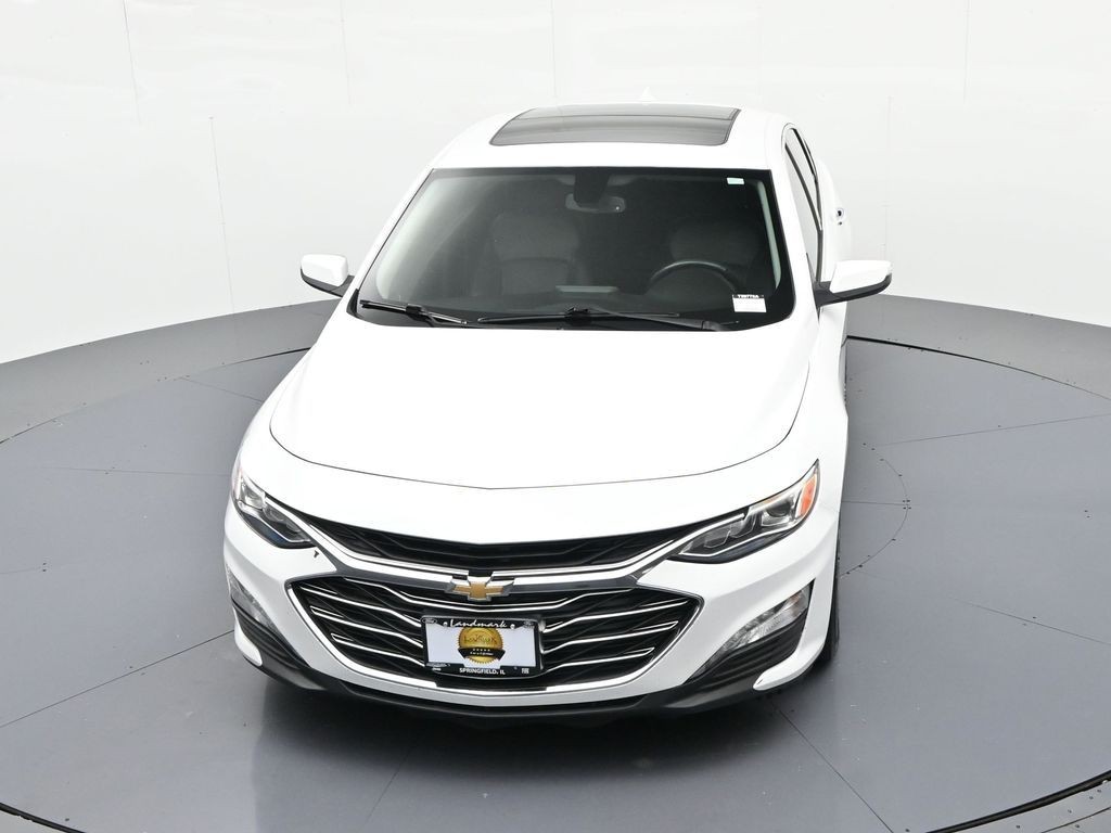 Chevrolet Malibu Vehicle Full-screen Gallery Image 15
