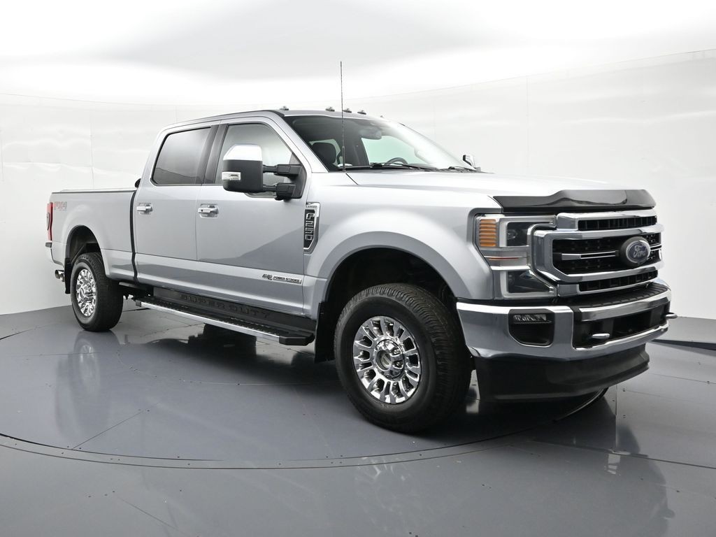 Ford Super Duty F-250 SRW Vehicle Full-screen Gallery Image 4