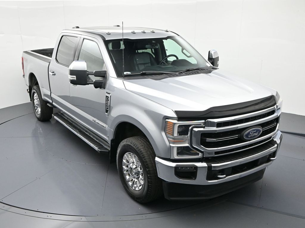 Ford Super Duty F-250 SRW Vehicle Full-screen Gallery Image 17