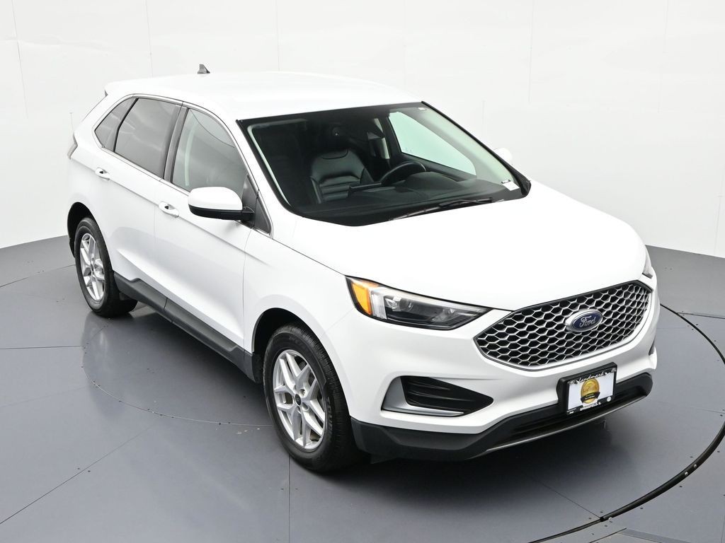 Ford Edge Vehicle Full-screen Gallery Image 15
