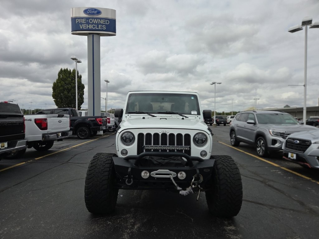 Jeep Wrangler Unlimited Vehicle Full-screen Gallery Image 10