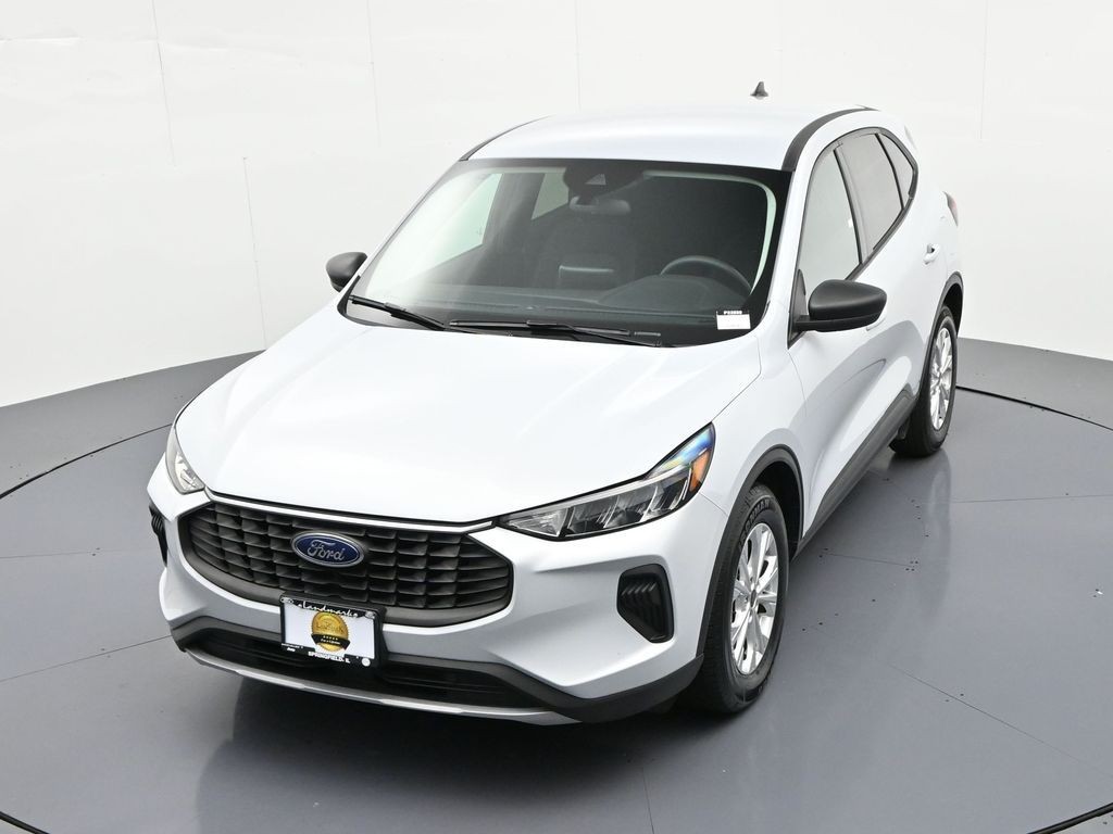 Ford Escape Vehicle Full-screen Gallery Image 17