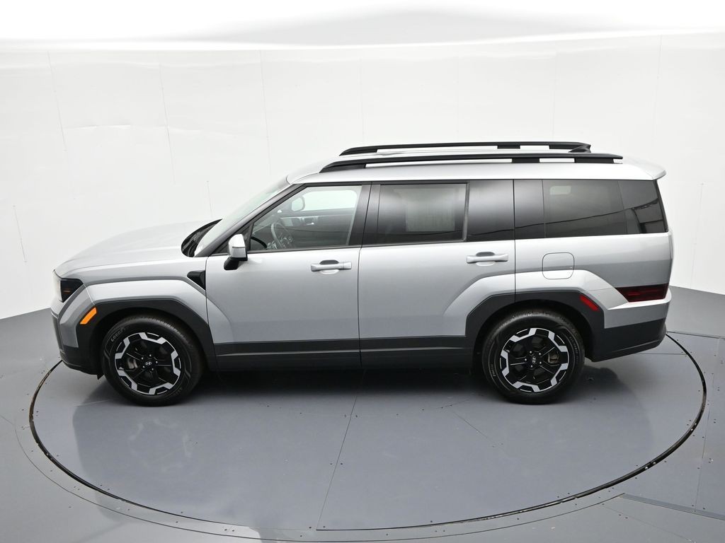 Hyundai Santa Fe Vehicle Full-screen Gallery Image 19