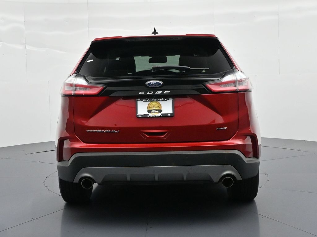 Ford Edge Vehicle Full-screen Gallery Image 07