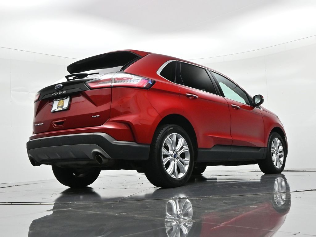 Ford Edge Vehicle Full-screen Gallery Image 20