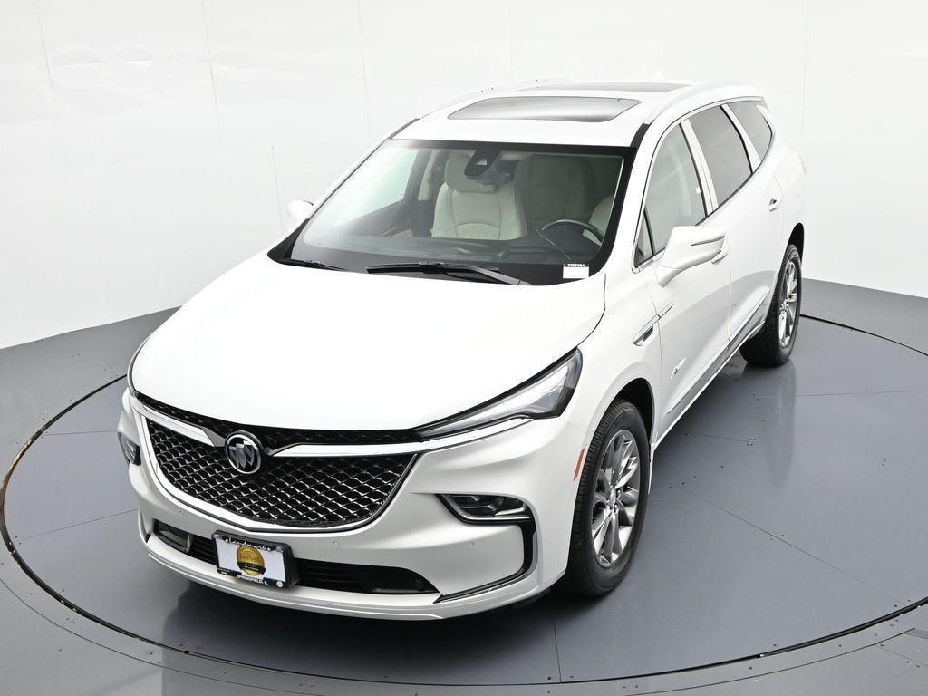 Buick Enclave Vehicle Full-screen Gallery Image 20