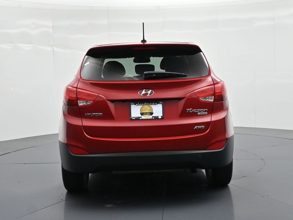 Hyundai Tucson Vehicle Full-screen Gallery Image 7