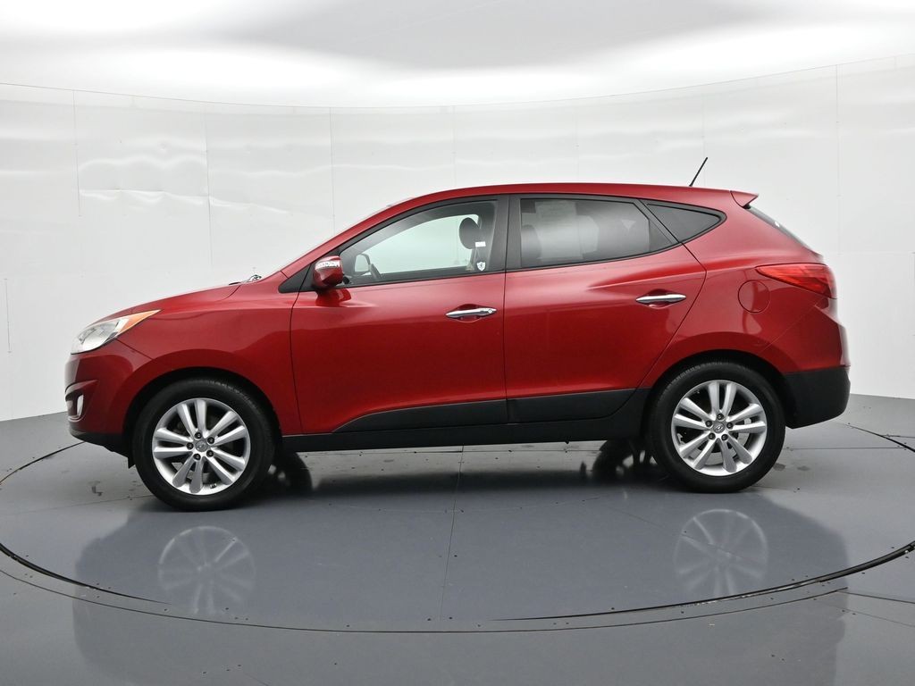 Hyundai Tucson Vehicle Full-screen Gallery Image 9