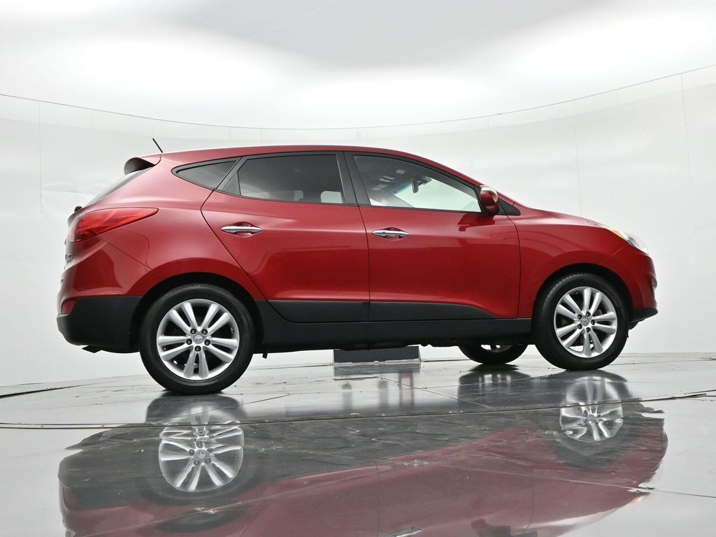 Hyundai Tucson Vehicle Full-screen Gallery Image 21