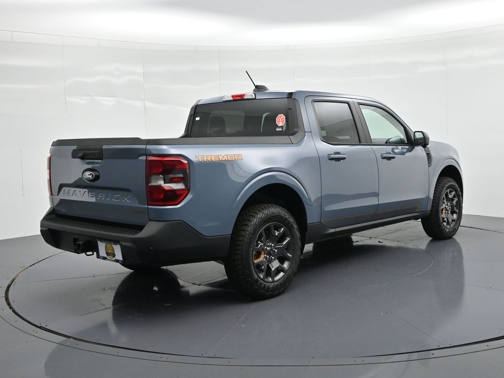 Ford Maverick Vehicle Full-screen Gallery Image 6
