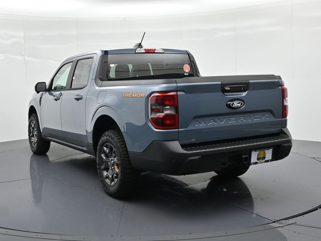 Ford Maverick Vehicle Full-screen Gallery Image 8