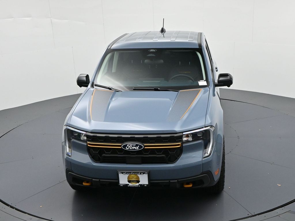 Ford Maverick Vehicle Full-screen Gallery Image 18