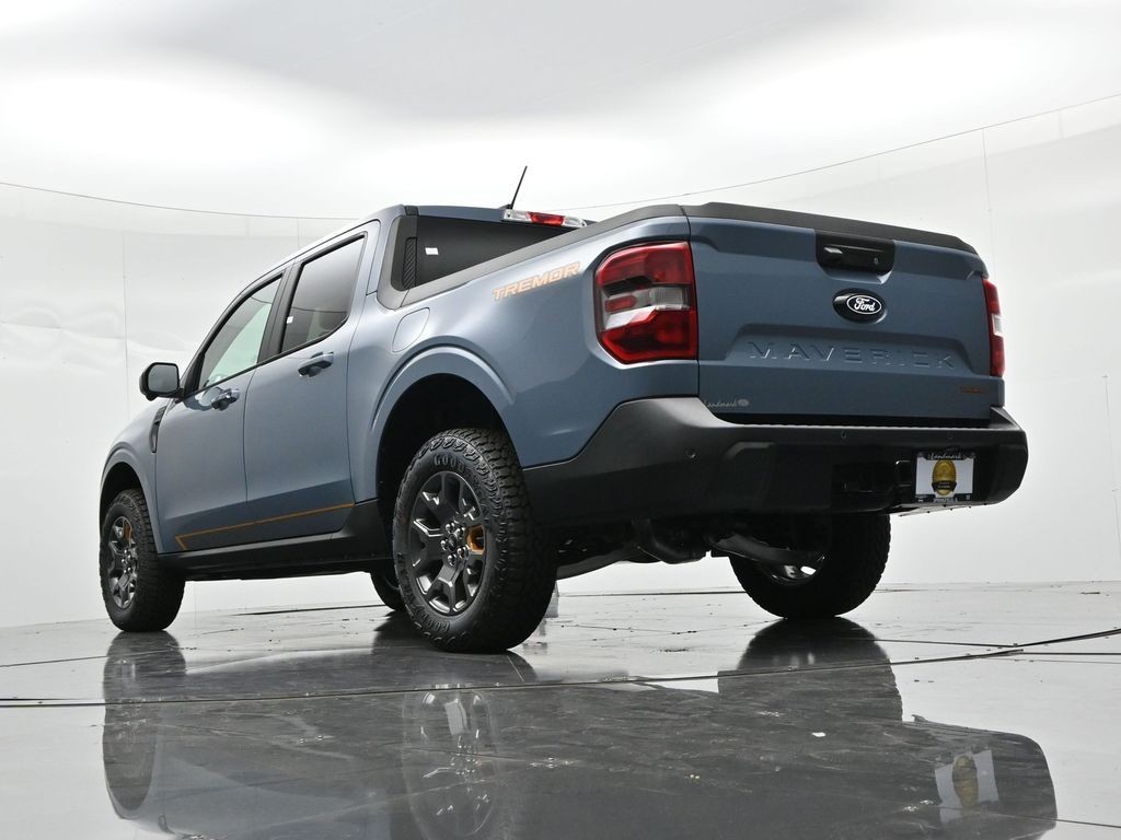 Ford Maverick Vehicle Full-screen Gallery Image 21