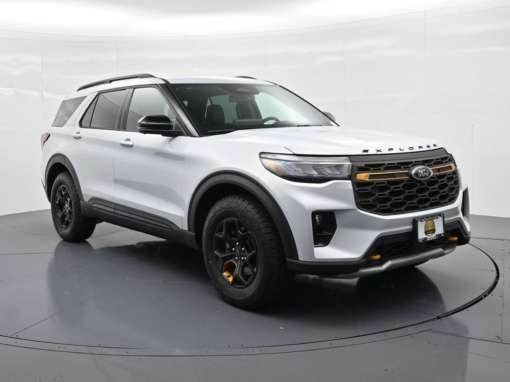 Ford Explorer Vehicle Full-screen Gallery Image 4