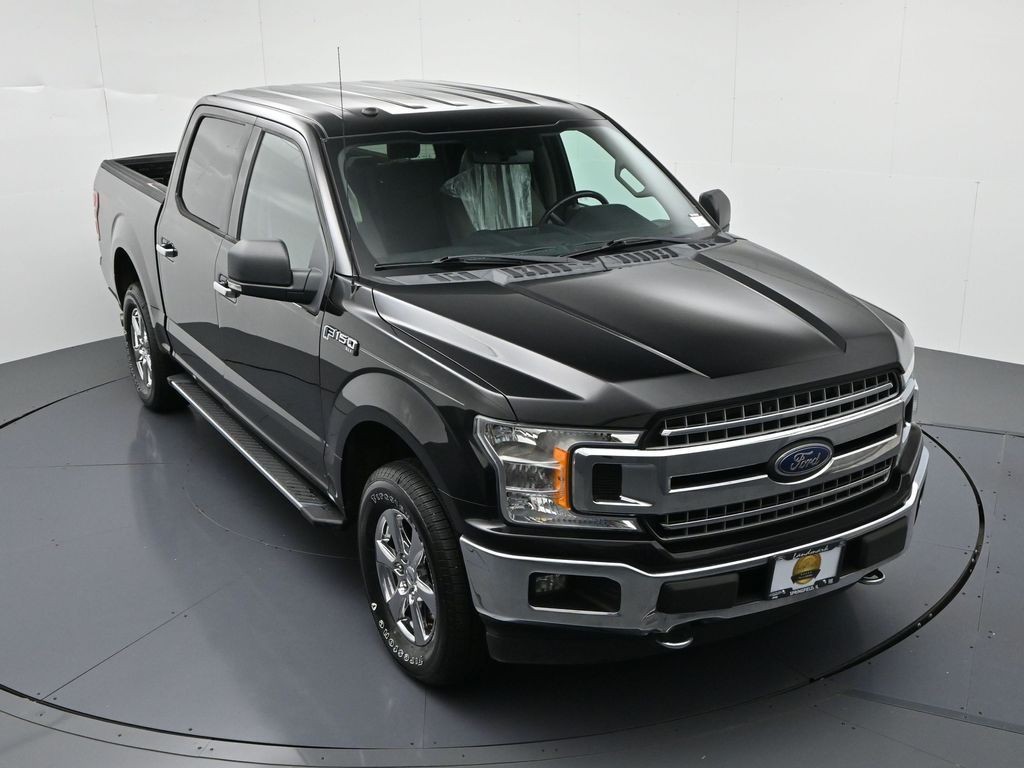 Ford F-150 Vehicle Full-screen Gallery Image 16