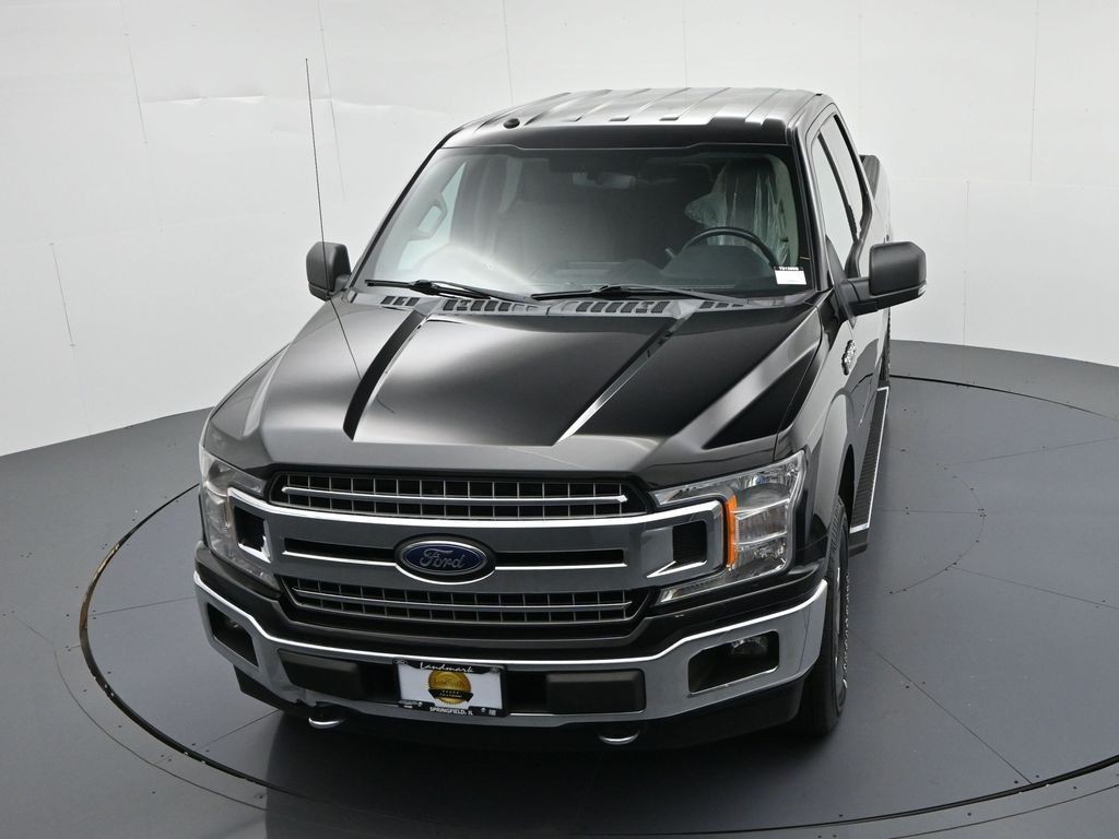 Ford F-150 Vehicle Full-screen Gallery Image 17