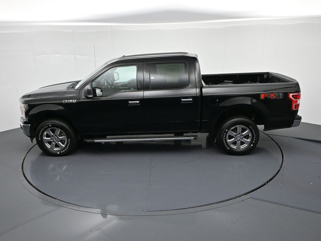 Ford F-150 Vehicle Full-screen Gallery Image 19