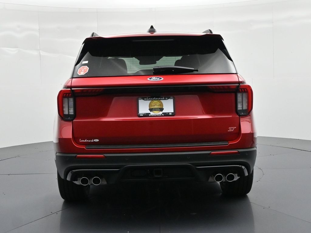 Ford Explorer Vehicle Full-screen Gallery Image 7