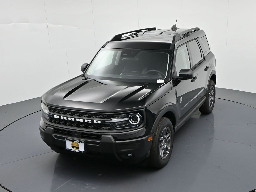 Ford Bronco Sport Vehicle Full-screen Gallery Image 17