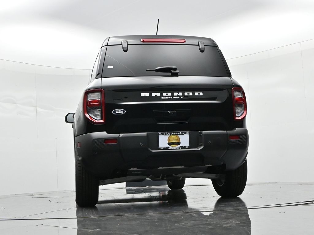 Ford Bronco Sport Vehicle Full-screen Gallery Image 20