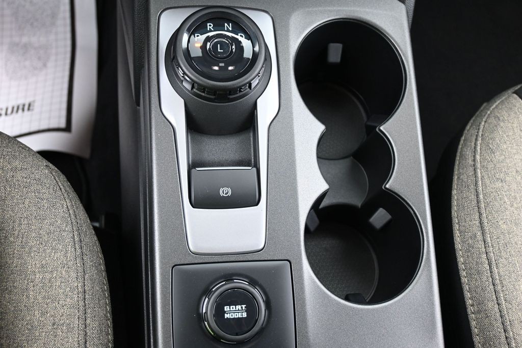 Ford Bronco Sport Vehicle Full-screen Gallery Image 12