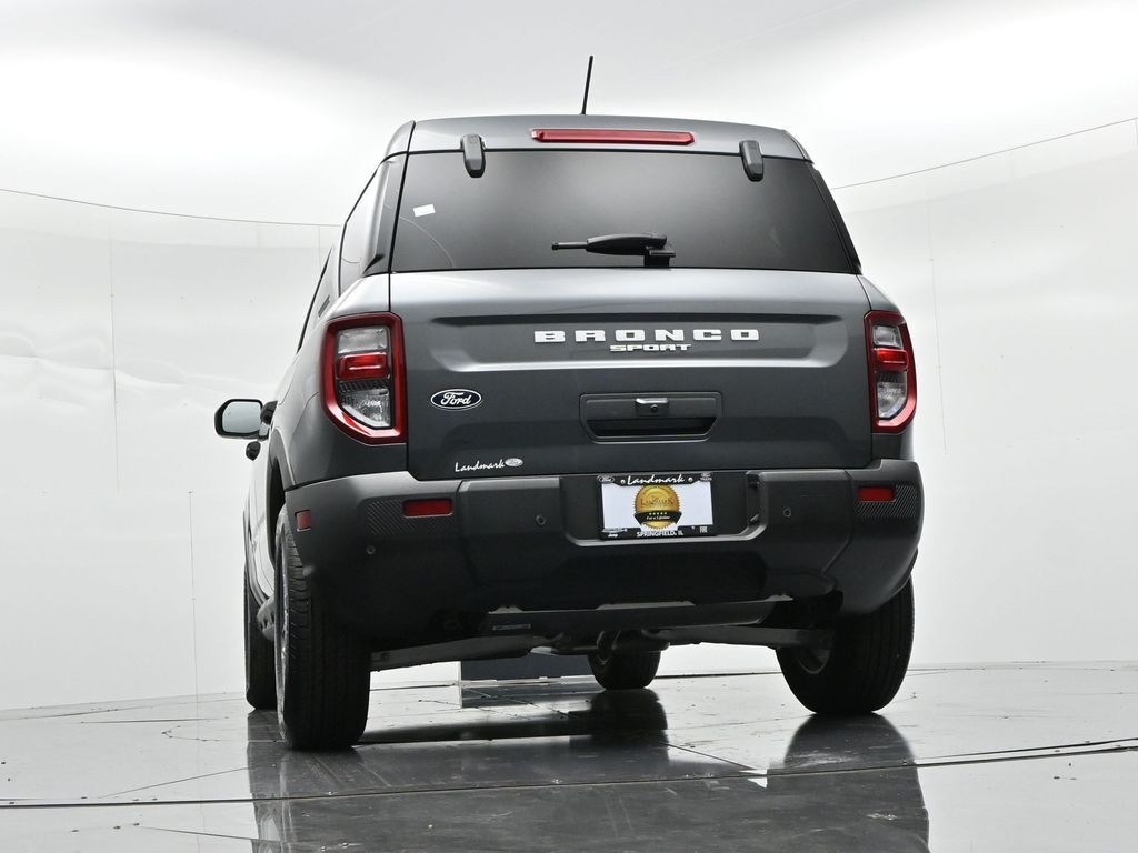 Ford Bronco Sport Vehicle Full-screen Gallery Image 20