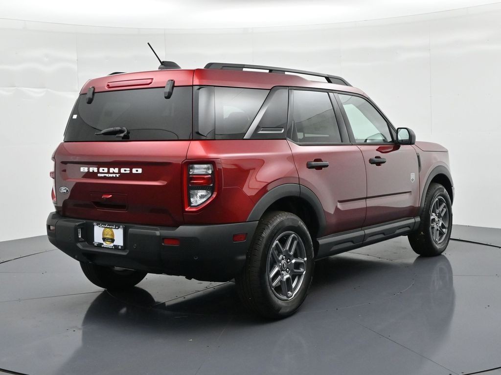 Ford Bronco Sport Vehicle Full-screen Gallery Image 6