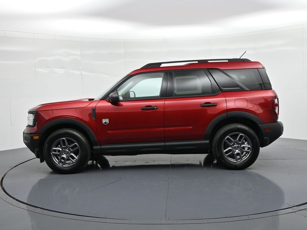 Ford Bronco Sport Vehicle Full-screen Gallery Image 9