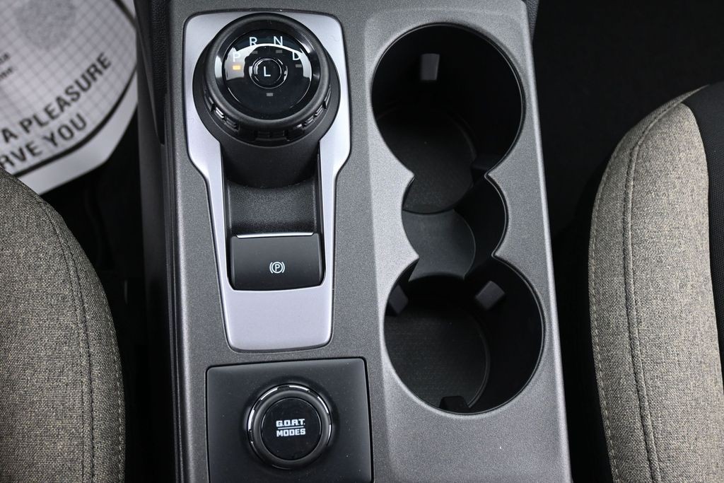 Ford Bronco Sport Vehicle Full-screen Gallery Image 12