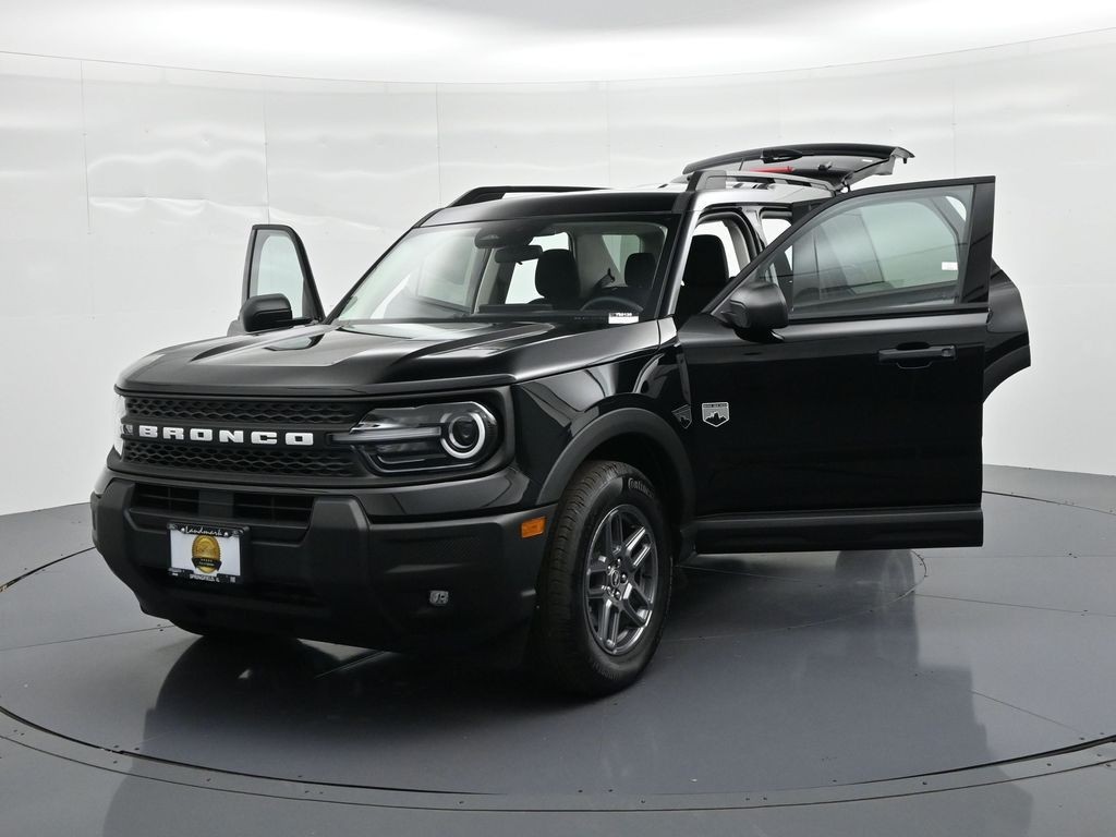 Ford Bronco Sport Vehicle Full-screen Gallery Image 25