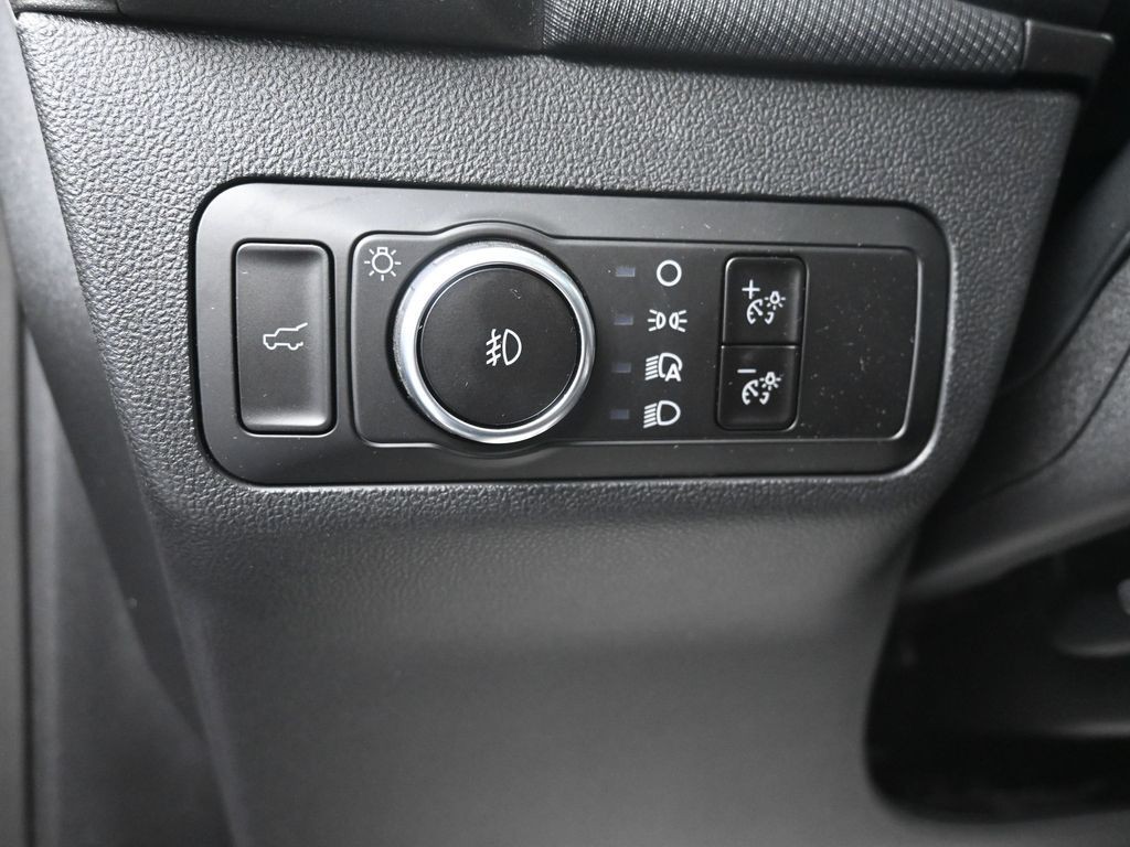 Ford Bronco Sport Vehicle Full-screen Gallery Image 14
