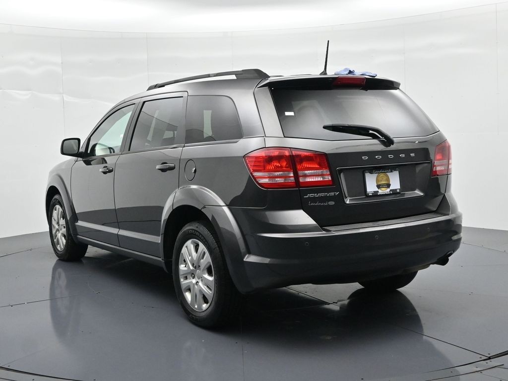 Dodge Journey Vehicle Full-screen Gallery Image 8