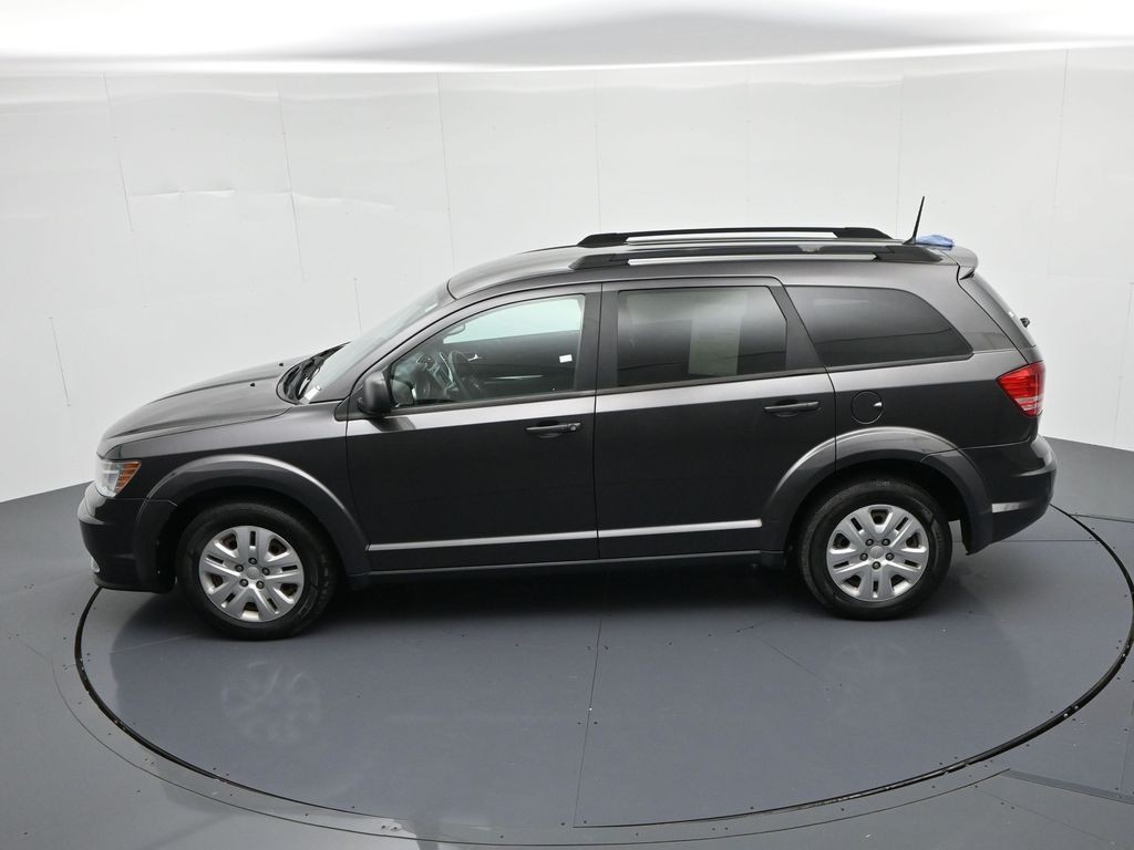 Dodge Journey Vehicle Full-screen Gallery Image 17