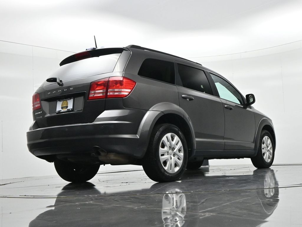Dodge Journey Vehicle Full-screen Gallery Image 20