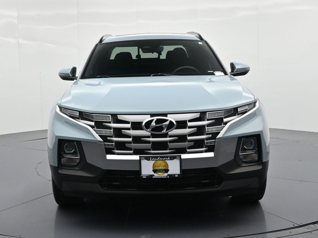 Hyundai Santa Cruz Vehicle Full-screen Gallery Image 3