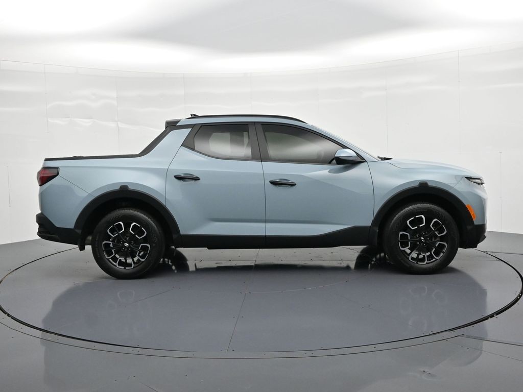 Hyundai Santa Cruz Vehicle Full-screen Gallery Image 5