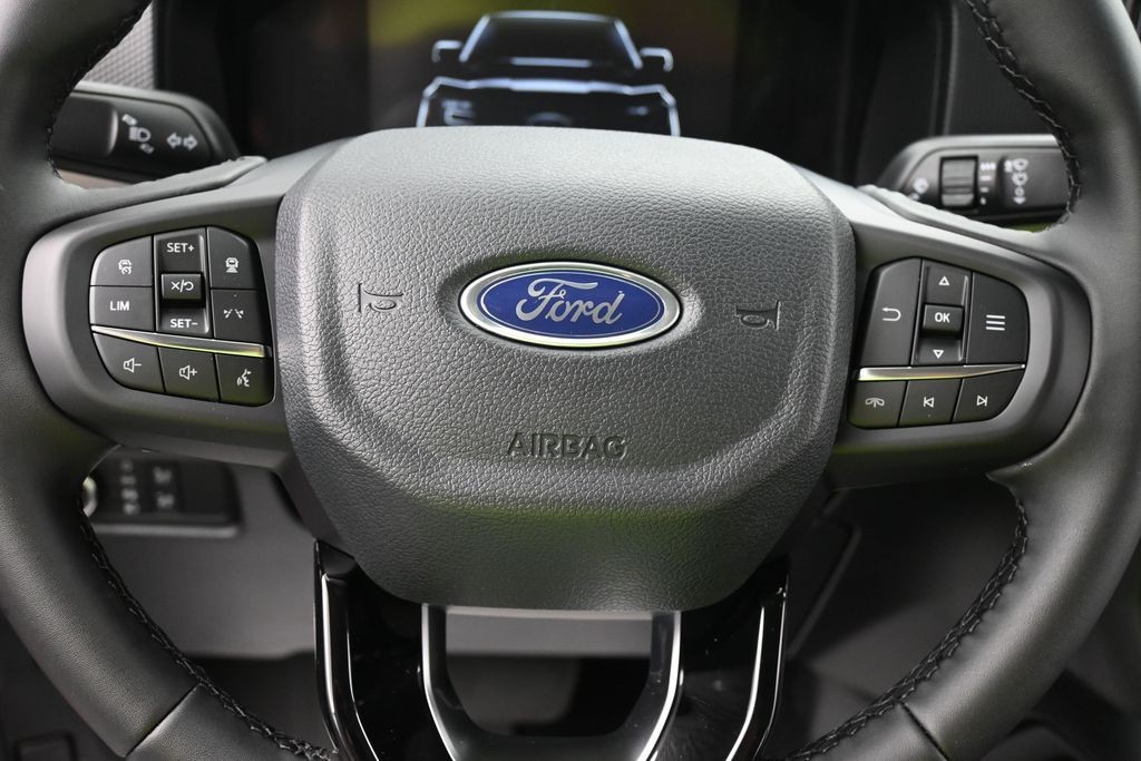 Ford Ranger Vehicle Full-screen Gallery Image 13