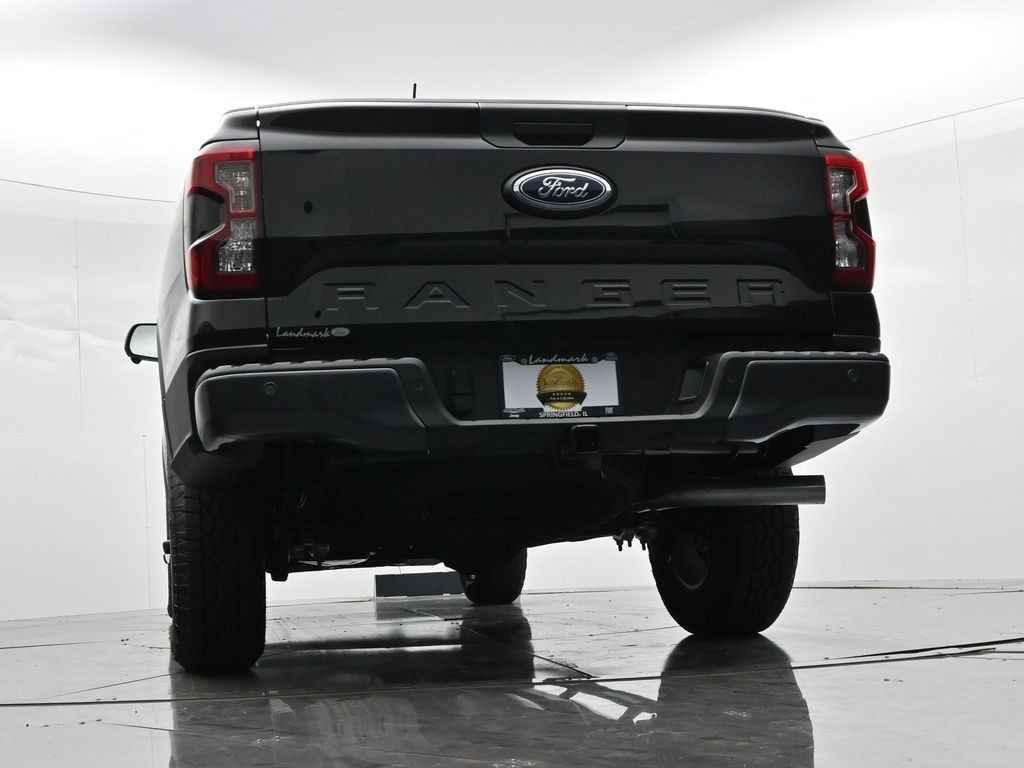 Ford Ranger Vehicle Full-screen Gallery Image 20