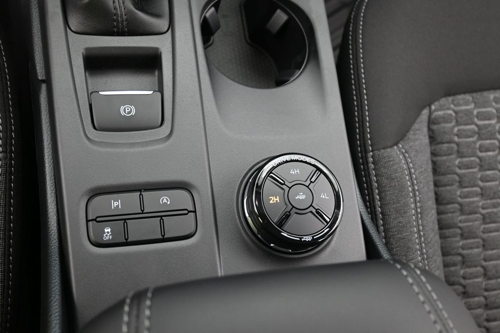 Ford Ranger Vehicle Full-screen Gallery Image 13