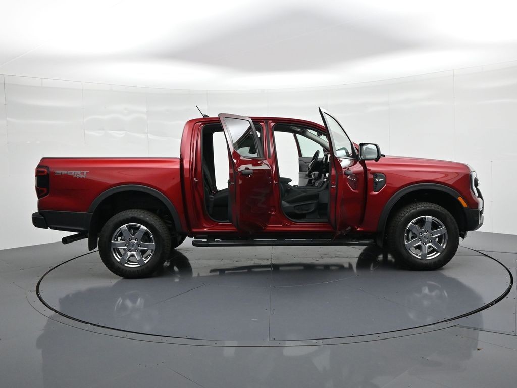 Ford Ranger Vehicle Full-screen Gallery Image 25