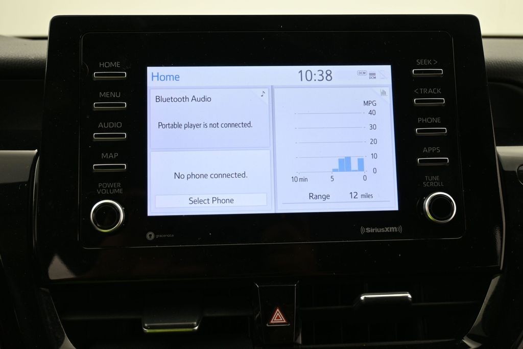 Toyota Camry Vehicle Full-screen Gallery Image 11