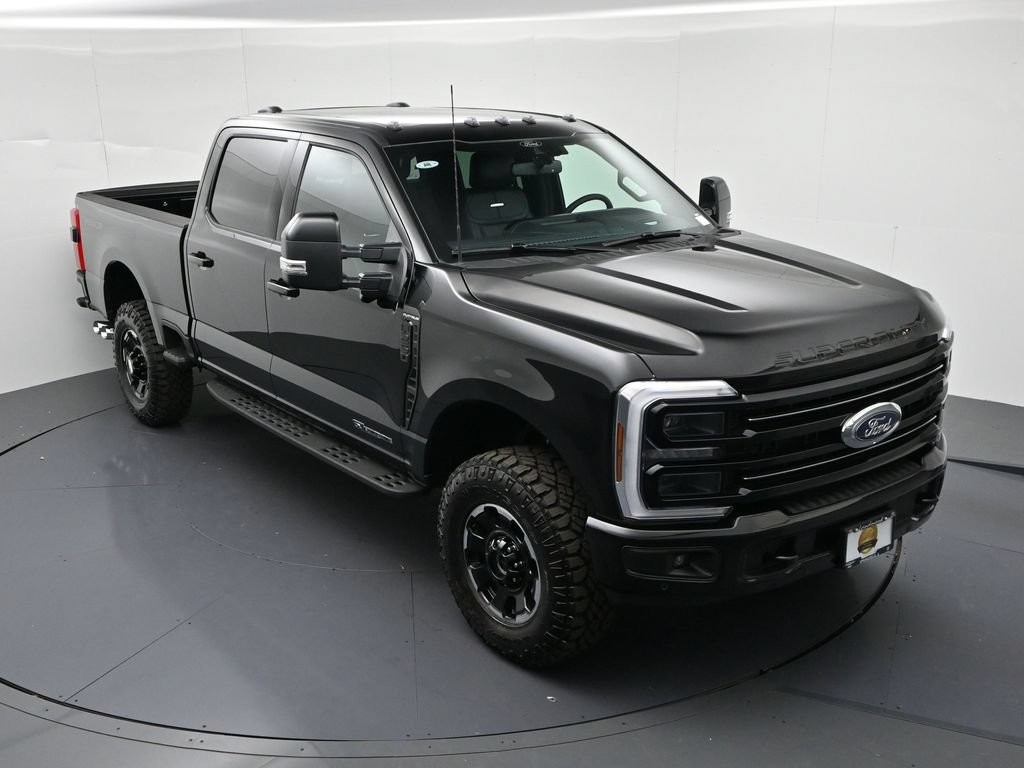 Ford F-250SD Vehicle Full-screen Gallery Image 19