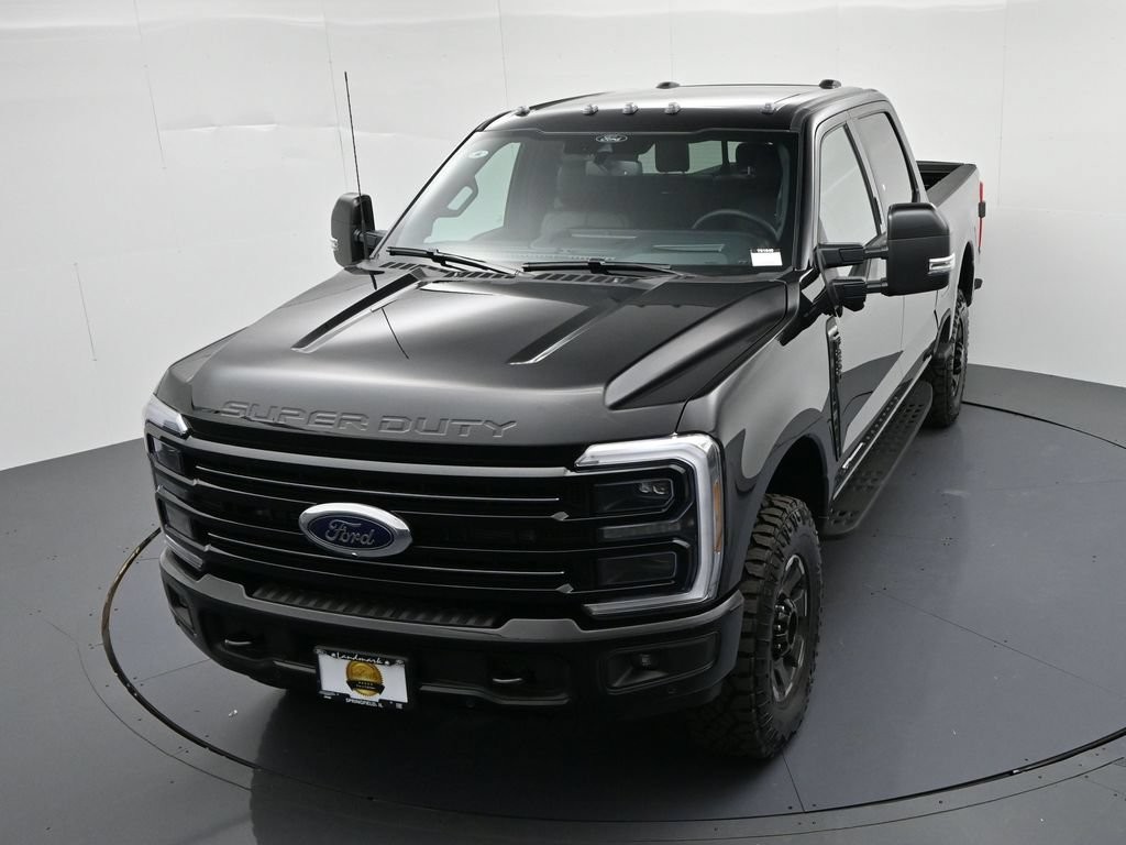 Ford F-250SD Vehicle Full-screen Gallery Image 21