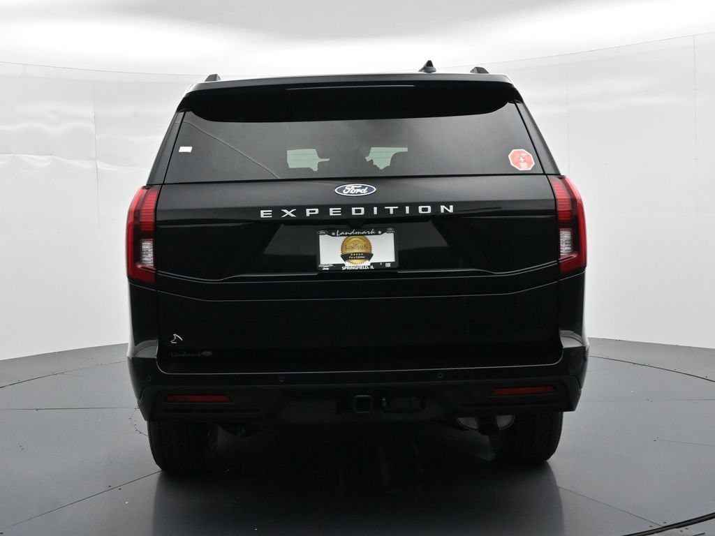 Ford Expedition Vehicle Full-screen Gallery Image 7